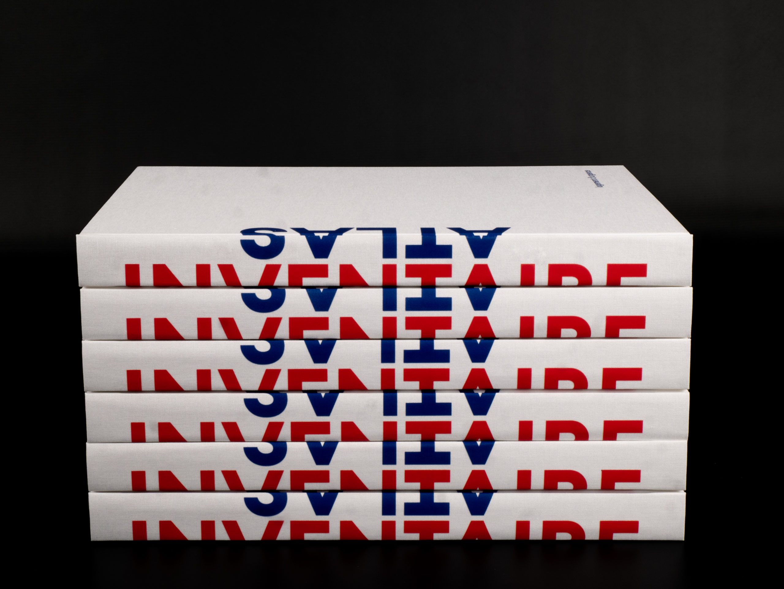 Reliure Hardcover réalisé chez Espace Graphic à Lausanne